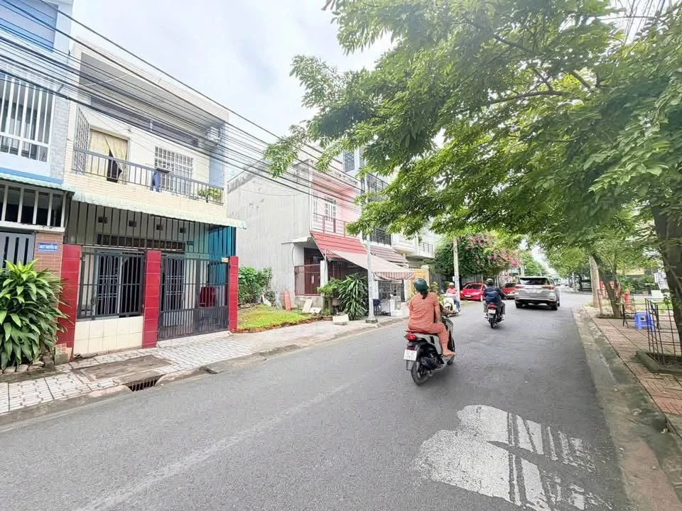 Bán nhà 1 trệt 1 lầu 2PN 79,8m² Biên Hòa 5 tỷ 150 - Ảnh thu nhỏ 3