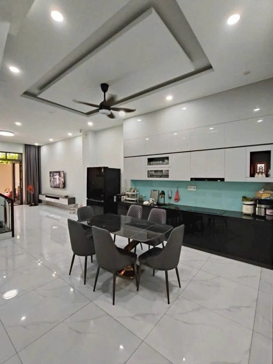 Bán nhà 102m² 4PN 3WC Đông Hoà Bình Dương 7 tỷ - Ảnh thu nhỏ 3