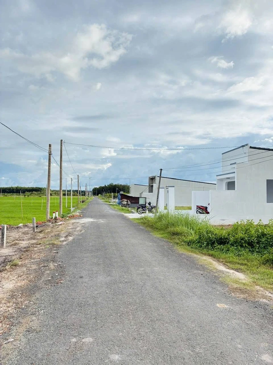 Bán đất Xã Phan Tây Ninh 300m2 giá 300 triệu - Ảnh 1