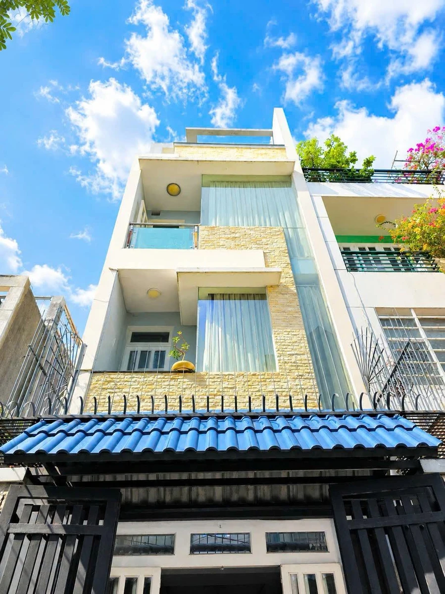 Bán nhà phố 4 tầng, 4 phòng ngủ, 65 m² CMT8 Q.10 gần Metro - Ảnh thu nhỏ 3