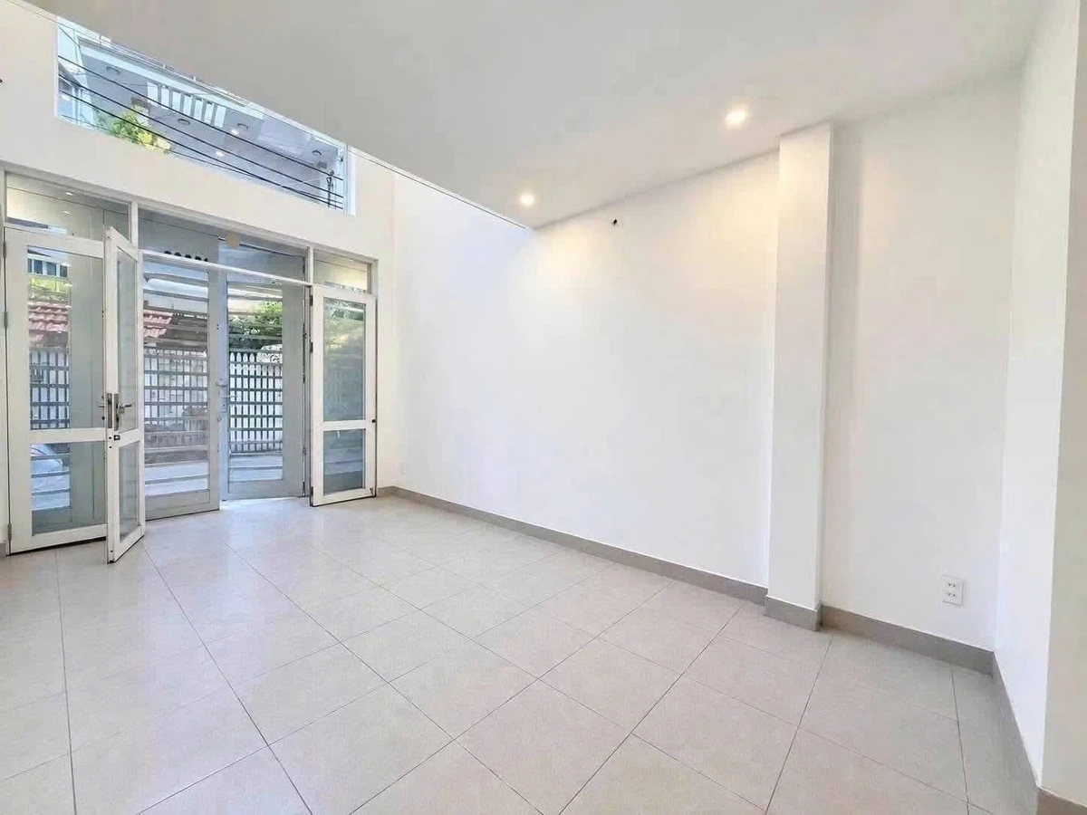 Bán nhà hẻm 8m Huỳnh Văn Bánh, Phú Nhuận, 5 tầng, 44m2, 9.5 tỷ - Ảnh thu nhỏ 3