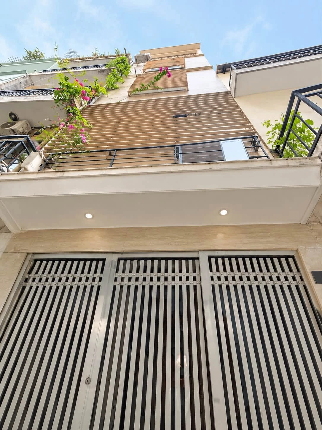 Bán nhà phố Trần Đại Nghĩa 58m2, 5 tầng, Quận 1 - Ảnh 1