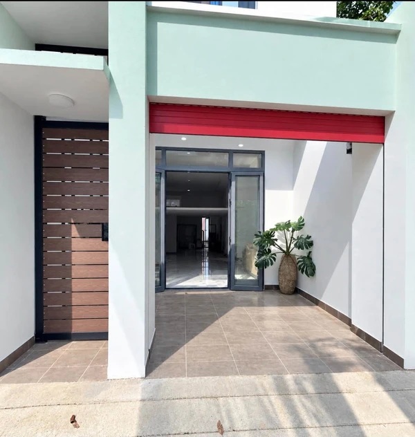 Bán căn hộ dịch vụ 11 phòng, 102m² Trường Thọ, Thủ Đức, 11 tỷ
