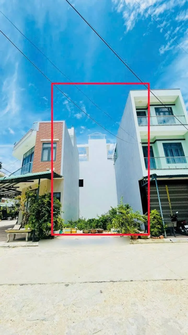 Bán đất 66m2 mặt tiền Huỳnh Văn Thống, Bình Tân - Ảnh 1