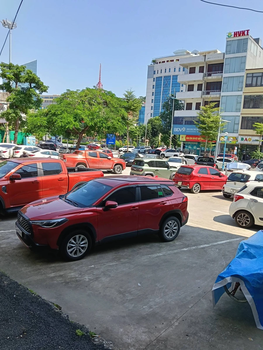 Bán nhà 2 tầng 56m² tại Dốc Học, Hòn Gai, giá 3,7 tỷ - Ảnh 1