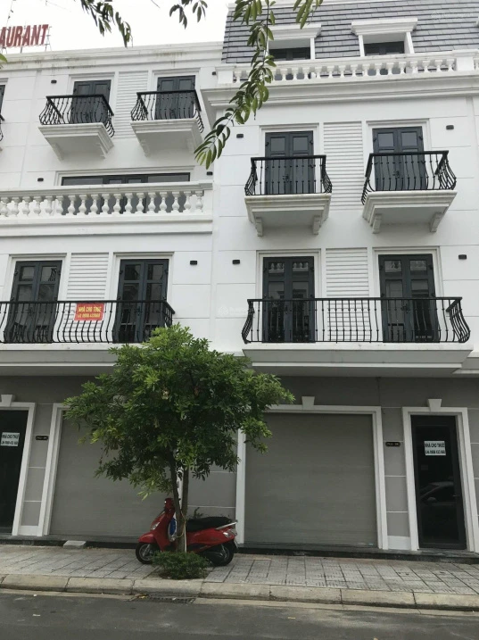 Bán nhà Vincom Phường Tuy Hòa Tỉnh Đăk Lắk vị trí đẹp LH Anh Hiệp 0988 433 ***