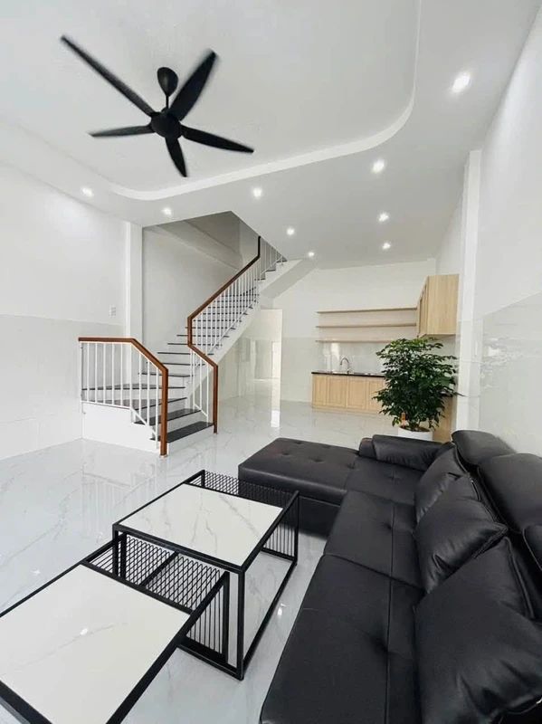 Bán nhà 3 phòng ngủ 105m² Quảng Ngãi