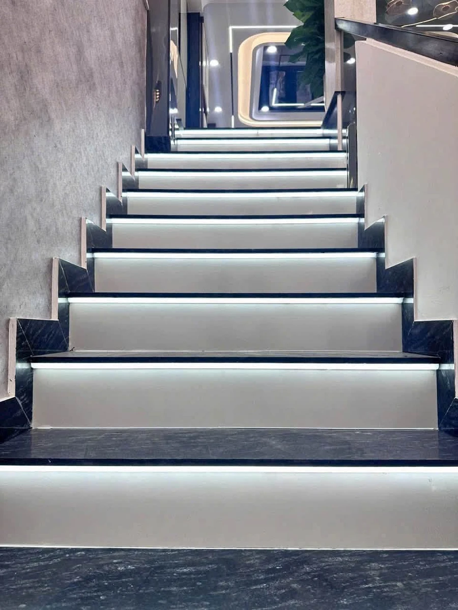Bán nhà 5 tầng 4PN, 65m², sát công viên Lê Thúc Hoạch, Tân Phú, hơn 8 tỷ - Ảnh thu nhỏ 2