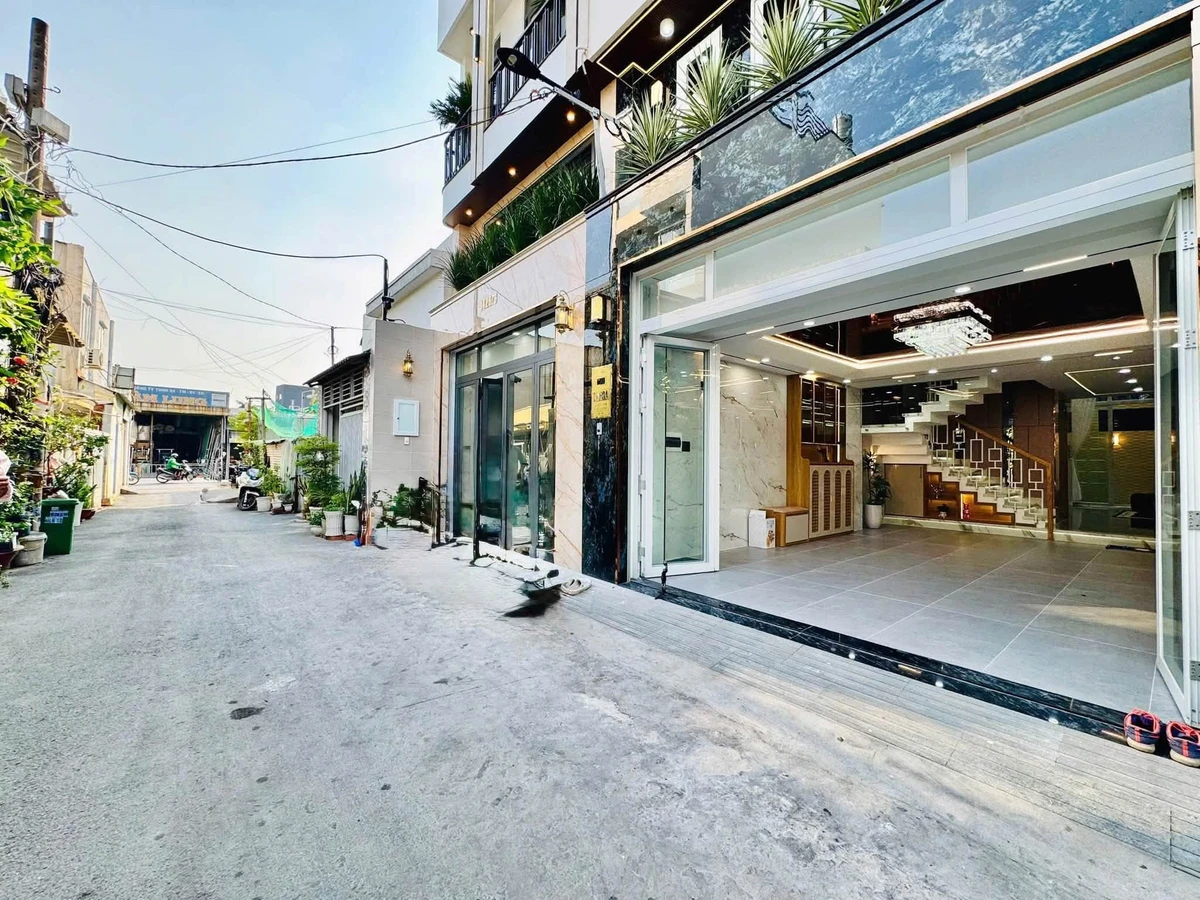 Bán nhà hẻm xe hơi có thang máy 108m2 Lê Đức Thọ, An Hội Tây, Gò Vấp - 14,8 tỷ - Ảnh thu nhỏ 2