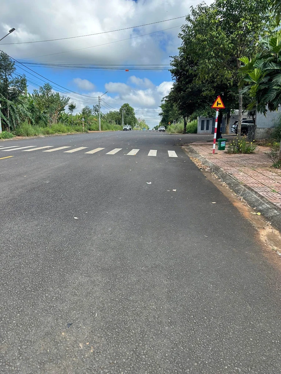 Bán đất mặt tiền 24m, 100m², Tân Phong, Buôn Ma Thuột - Ảnh 1