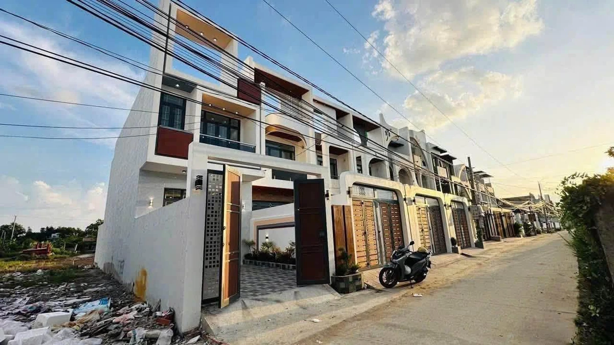 Bán nhà 121m² 3 phòng ngủ đường Bà Râm, Cần Giuộc - Ảnh thu nhỏ 2