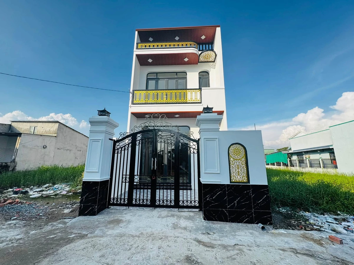 Bán nhà lầu 4PN 2WC Lộc Hậu, 100m², 2 tỷ 450 triệu - Ảnh thu nhỏ 4