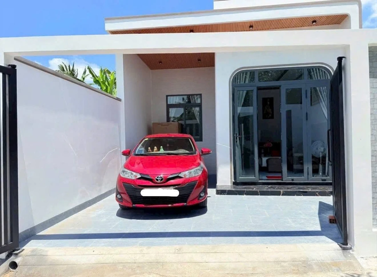 Bán nhà 5.7x17m nội thất đầy đủ 1.25 tỷ Bến Tre - Ảnh 1
