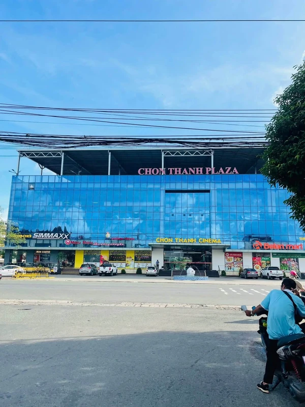 Bán mặt bằng 70m2 mặt tiền QL13 Chơn Thành 7 tỷ