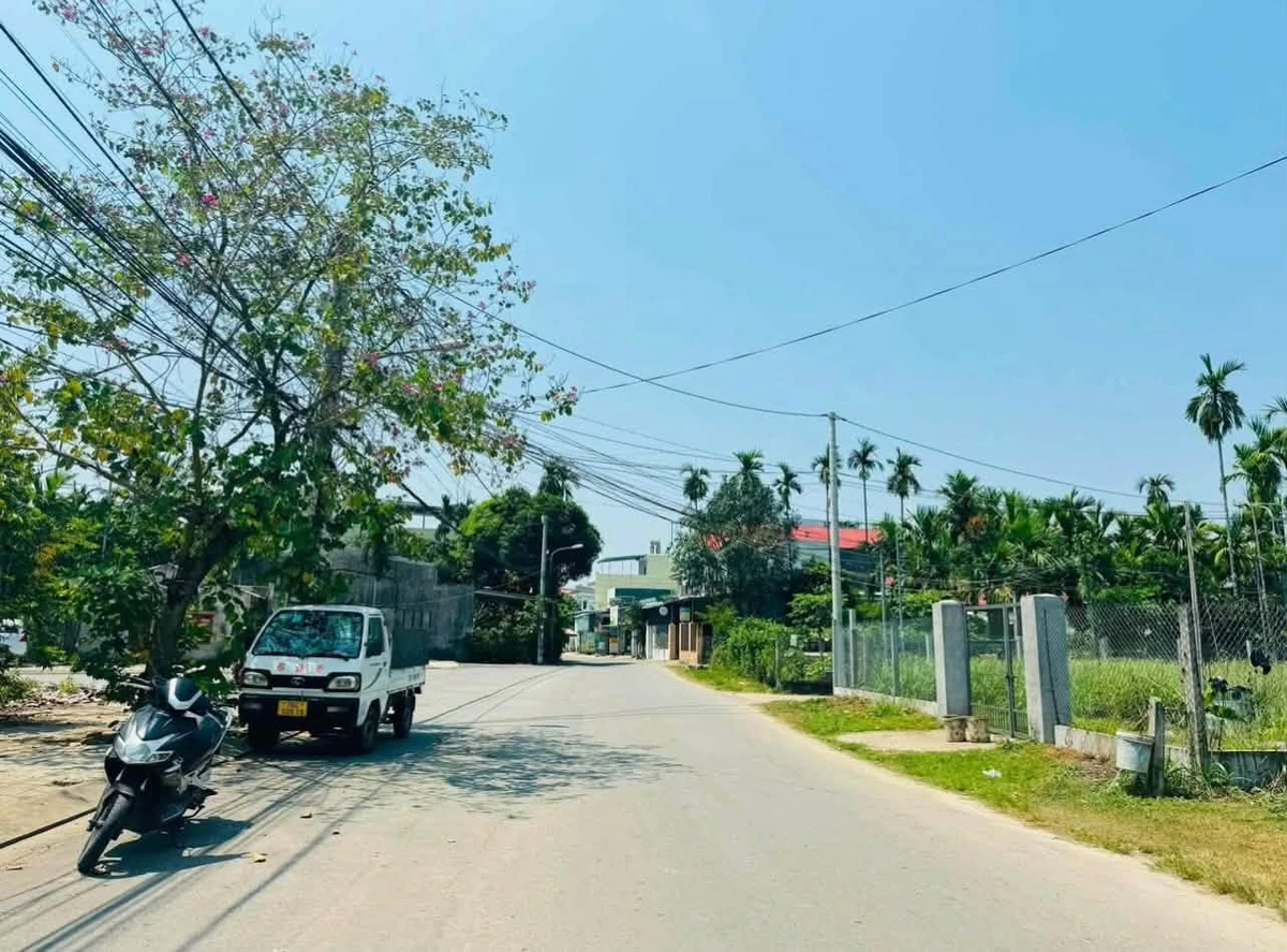 Bán đất mặt tiền Lê Quý Đôn Quảng Ngãi 105m2 1,95 tỷ - Ảnh thu nhỏ 2