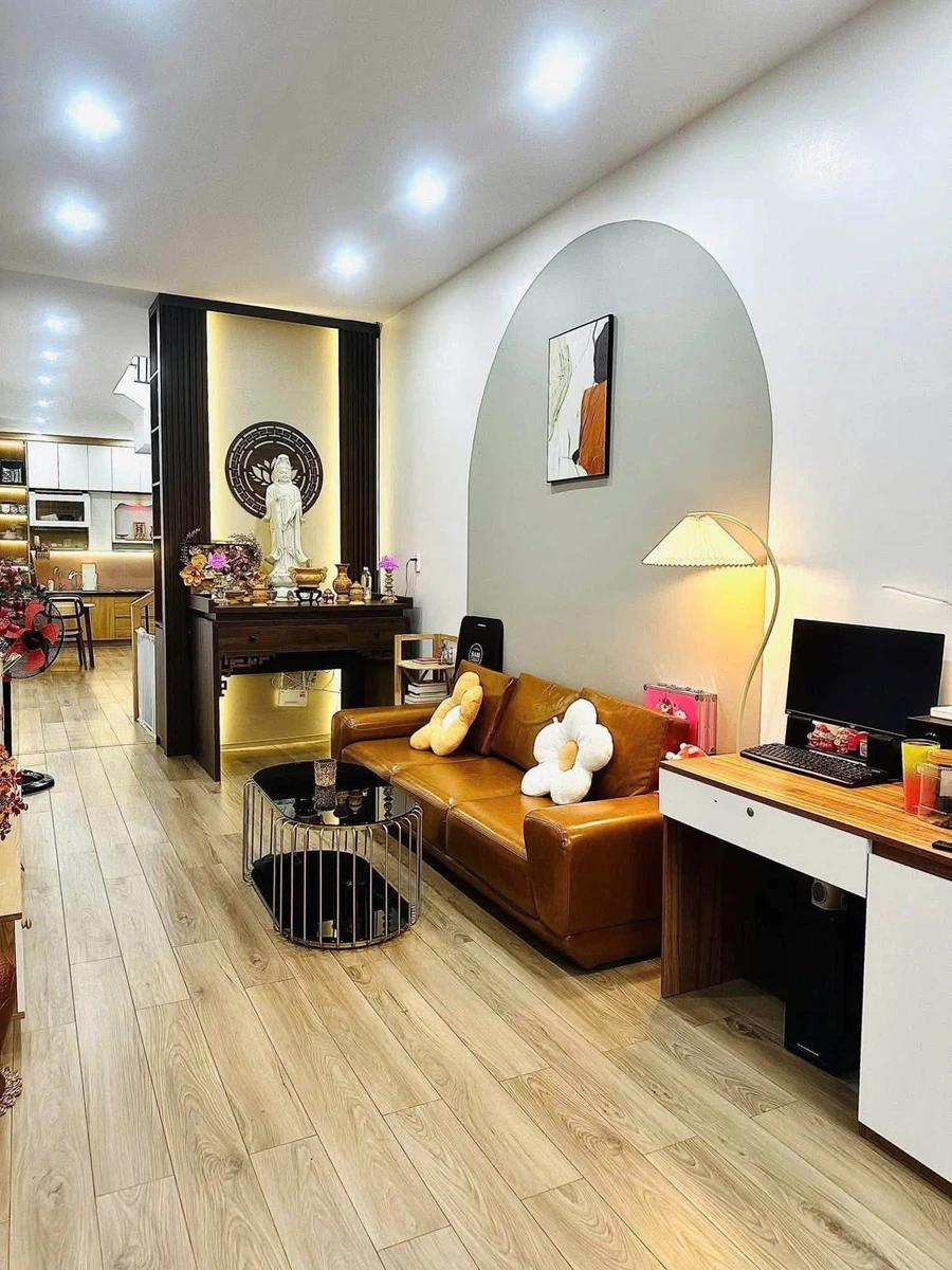 Nhà mặt tiền Thái Phiên 54m², 2 PN, 4.99 tỷ - Ảnh 1