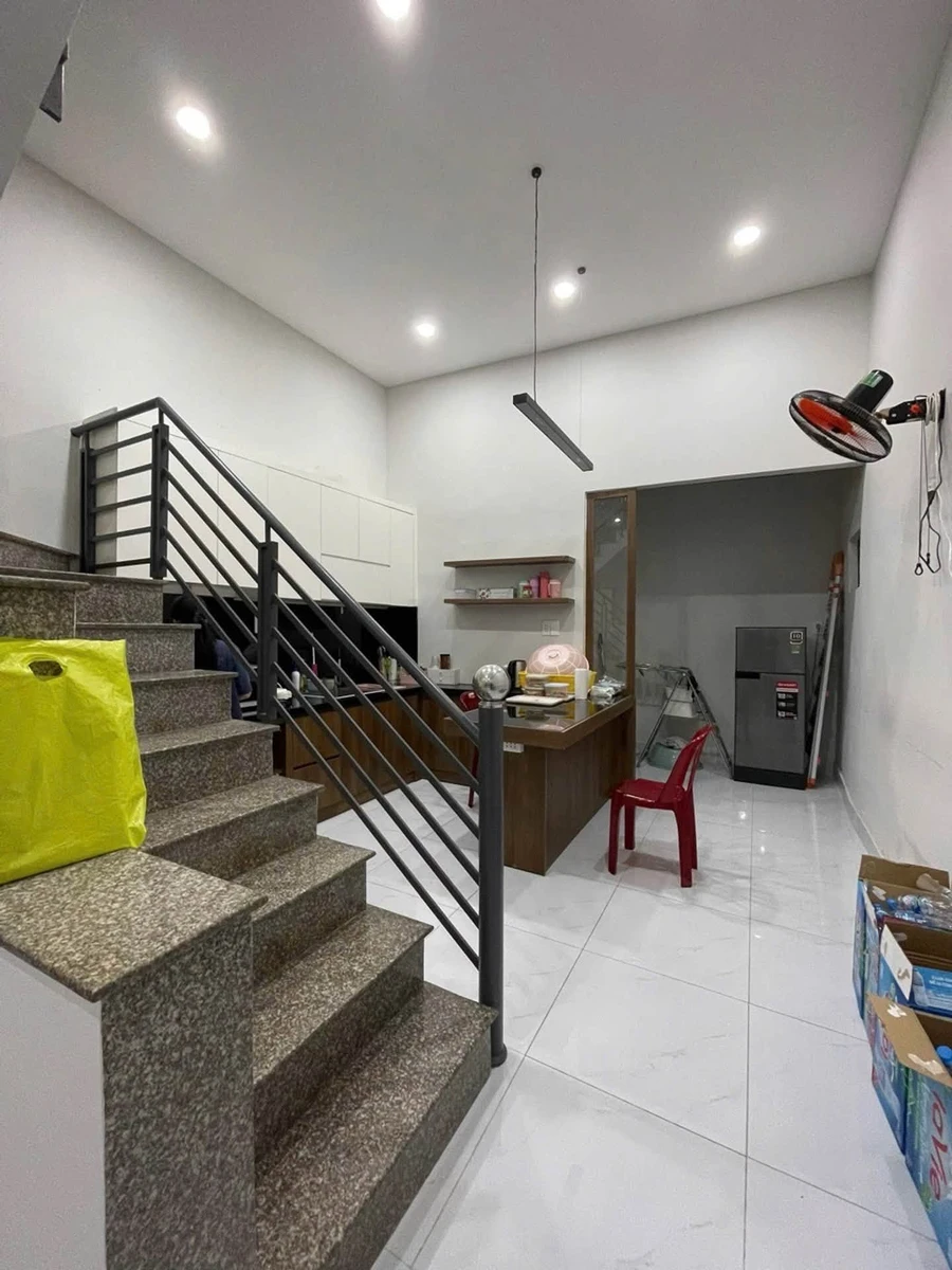 Bán nhà đường Quang Trung 68m2 (4x17m) có sân đỗ xe ô tô, giá nhỉnh 5 tỷ - Ảnh thu nhỏ 5