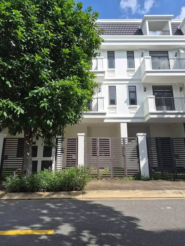 Bán nhà phố La Vida Vũng Tàu 102m² 8,6 tỷ