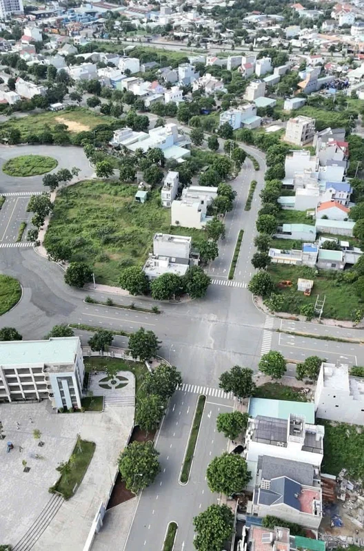Bán đất 2 mặt tiền 100m² Châu Thới Bình Dương 4.7 tỷ
