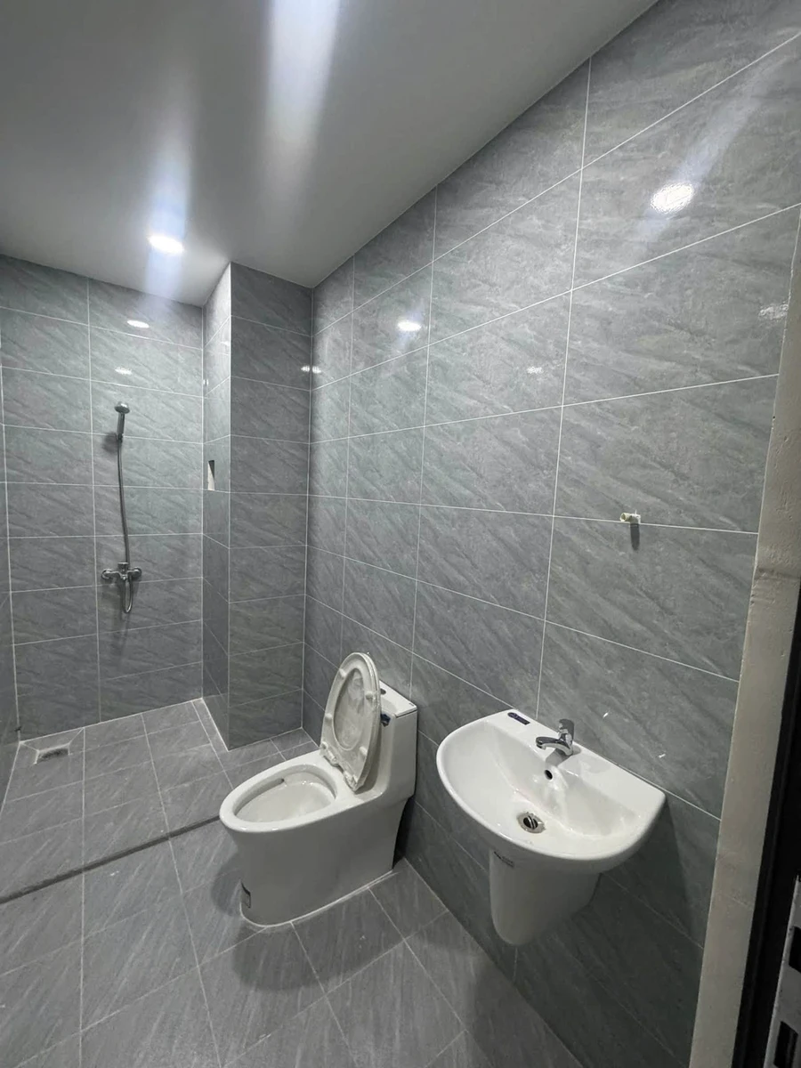 Bán nhà 3 tầng 4PN full nội thất, 5x14m, 3,45 tỷ, sát ĐT743, An Phú (Thuận An cũ) - Ảnh thu nhỏ 4