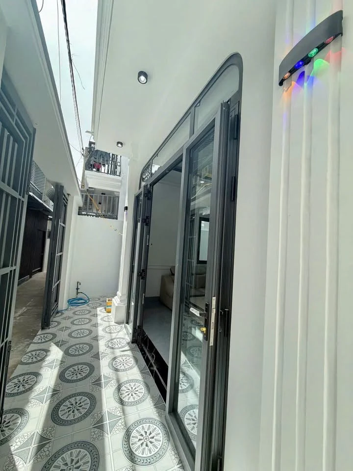 Bán nhà trệt lầu 79.7m² Rạch Giá 1 tỷ 890 triệu - Ảnh thu nhỏ 5