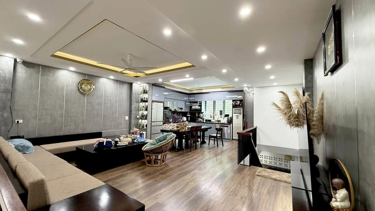 Bán nhà 3 tầng 117m² đại lộ Trần Hưng Đạo Quận 12 - Ảnh thu nhỏ 2