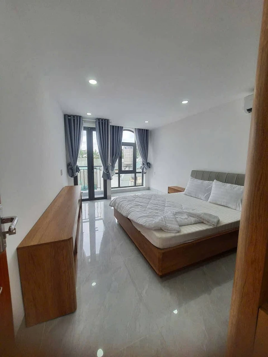 Bán nhà mặt tiền 68m2 gần chợ Tôn Đức Thắng, gần 5 tỷ - Ảnh thu nhỏ 3