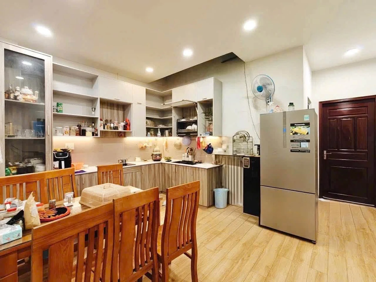 Bán nhà 3 tầng 100m2 hẻm ô tô đường Tân Kỳ Tân Quý giá 8 tỷ - Ảnh thu nhỏ 4