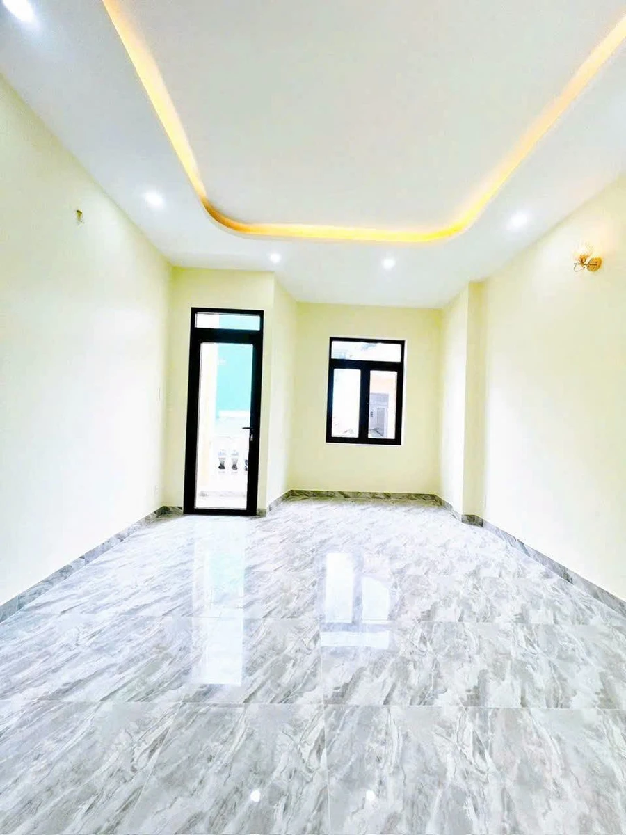 Bán nhà 4 tầng 40m² mặt tiền Quận 4 - Ảnh thu nhỏ 5