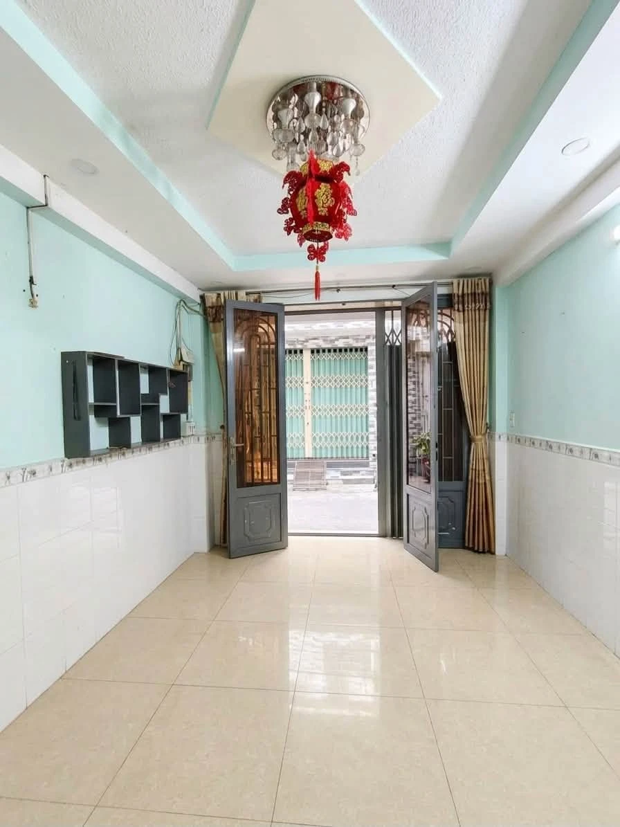 Bán nhà hẻm Âu Dương Lân, Quận 8, 24m² gần 3 tỷ - Ảnh thu nhỏ 2