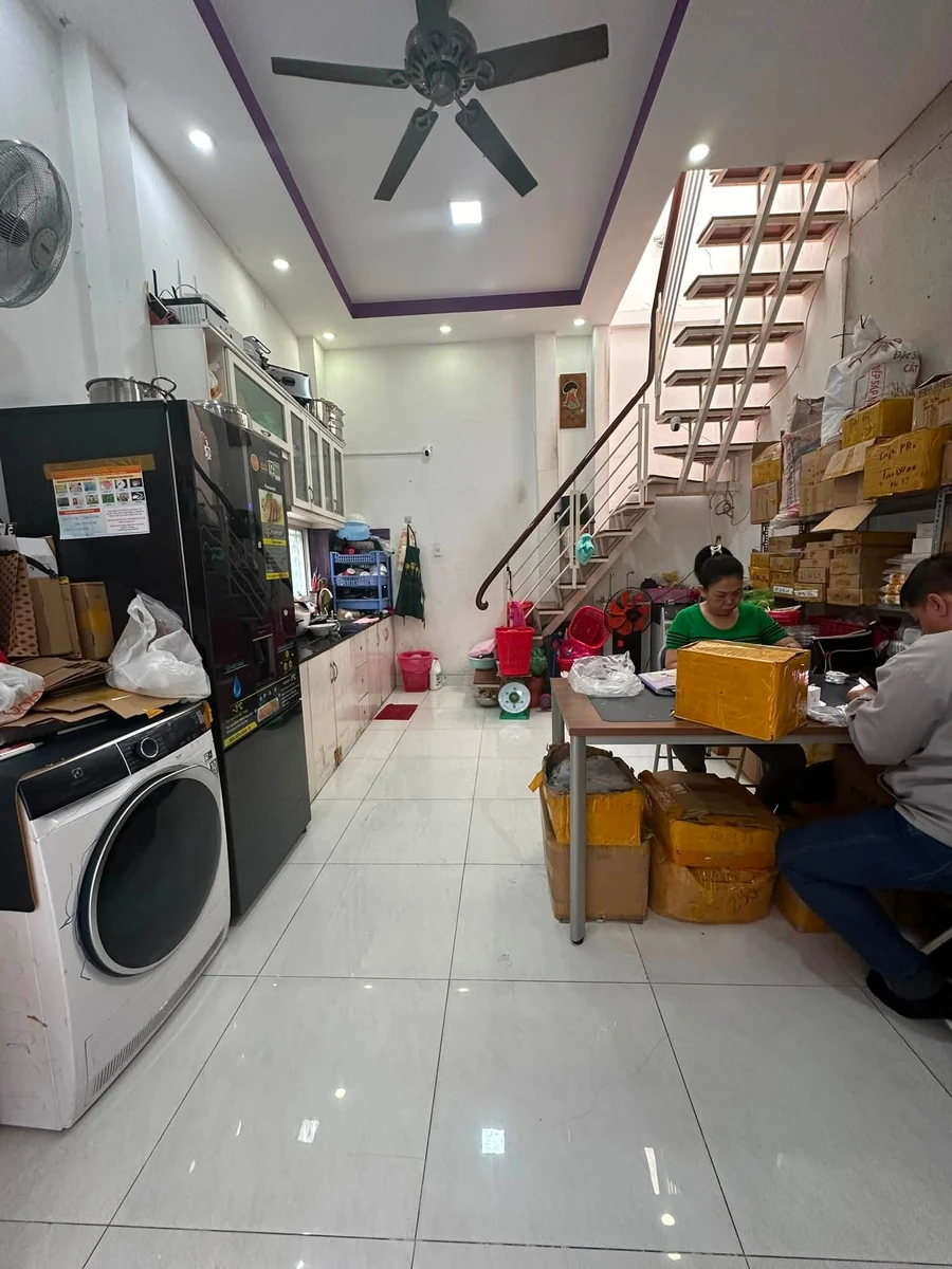 Bán nhà khu 7B Thành Thái, Phường Diên Hồng, 50m2, 2 căn nhà 2 tầng đang cho thuê - Ảnh thu nhỏ 3