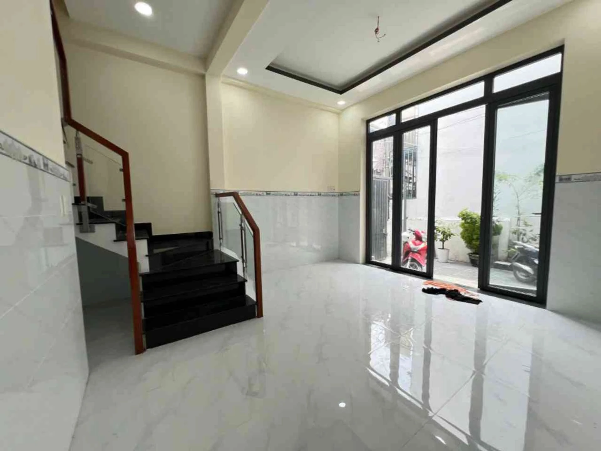 Bán nhà 2 tầng 64m2, 3PN, đường 13 Linh Chiểu, Thủ Đức, giá 4,85 tỷ - Ảnh 1