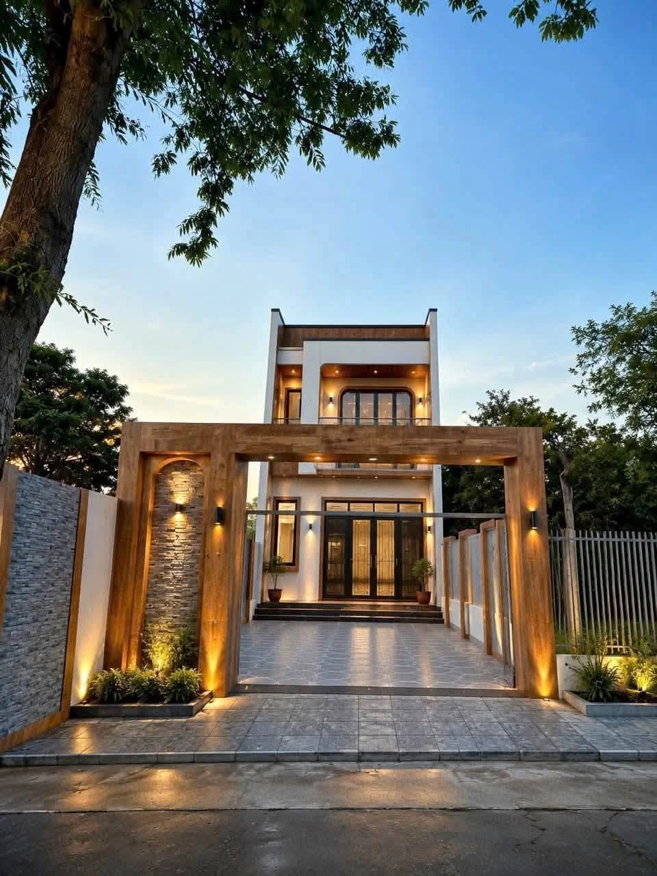 Nhà lầu 4 phòng ngủ 132m² xã Long Hải, giá 5,2 tỷ - Ảnh 1