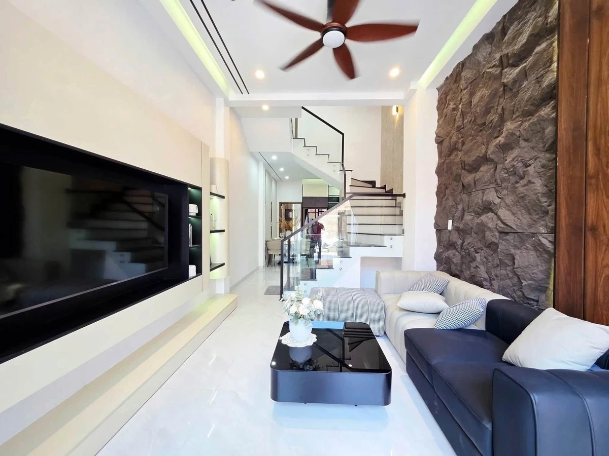 Bán nhà 3 tầng 58m2 Cù Chính Lan, Hồ Chí Minh 5.2 tỷ - Ảnh thu nhỏ 2
