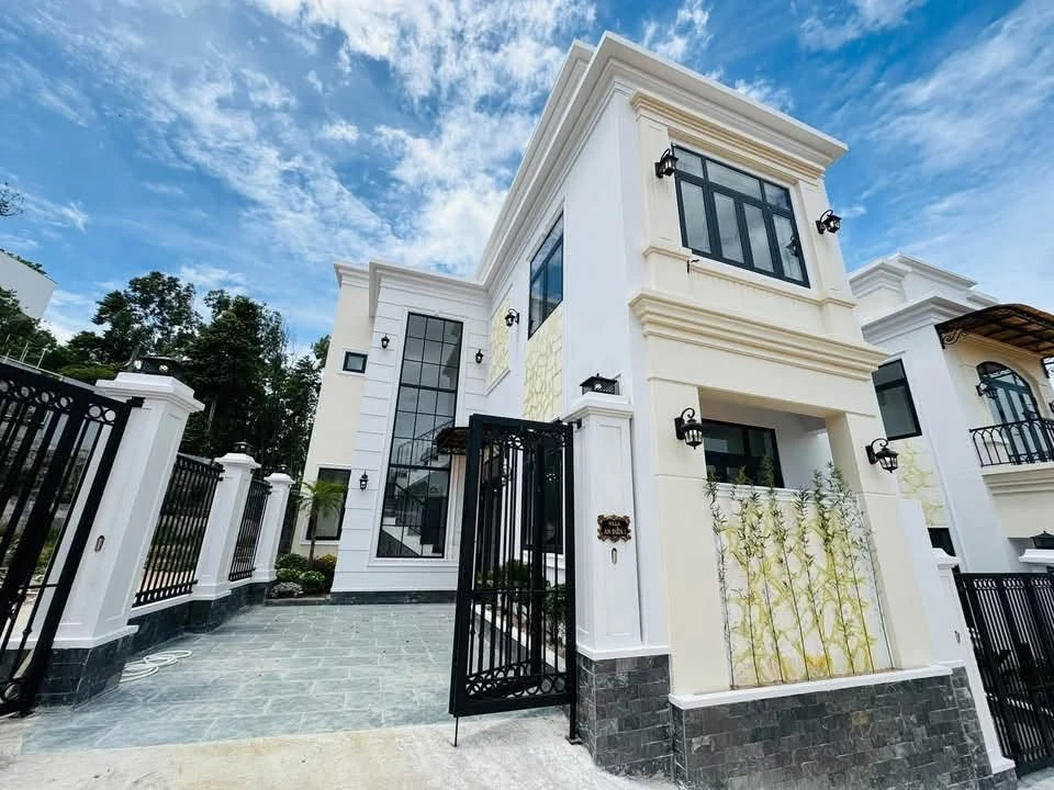 Bán nhà 2 tầng 145m² 3PN full nội thất Huế, giá 3.1 tỷ - Ảnh 1