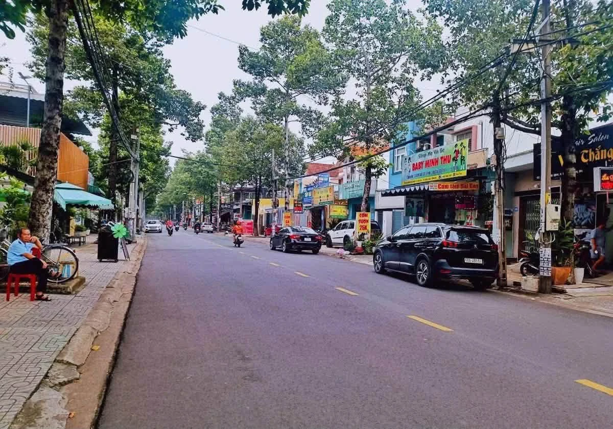 Bán nhà 1 trệt 1 lầu mặt tiền Trương Định, 74m², 8 tỷ - Ảnh 1
