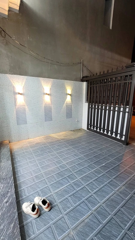 Bán biệt thự 195m² 4 PN Tây Phan Đình Phùng Quảng Ngãi 5ty780