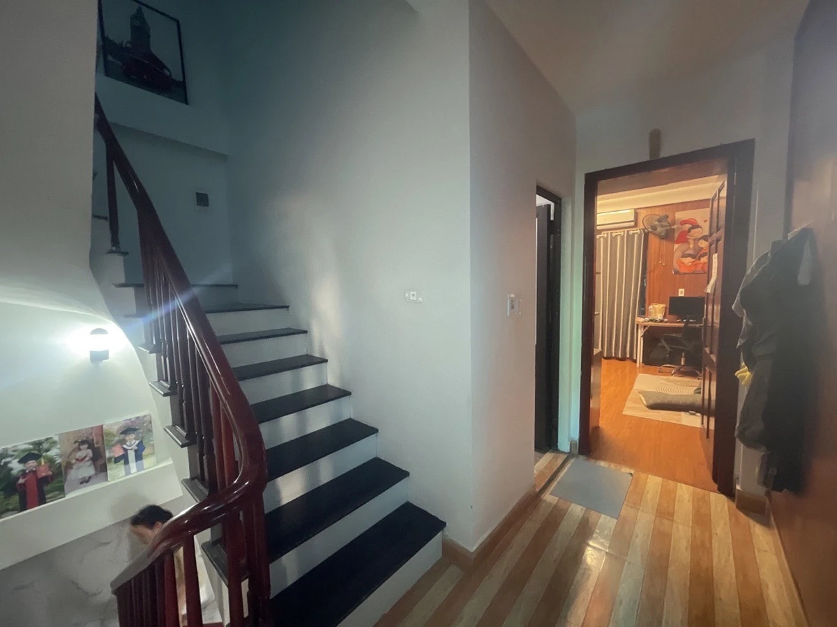 Bán nhà góc Phú Đô 35m² 5 tầng MT 4.2m giá 7 tỷ - Ảnh thu nhỏ 3