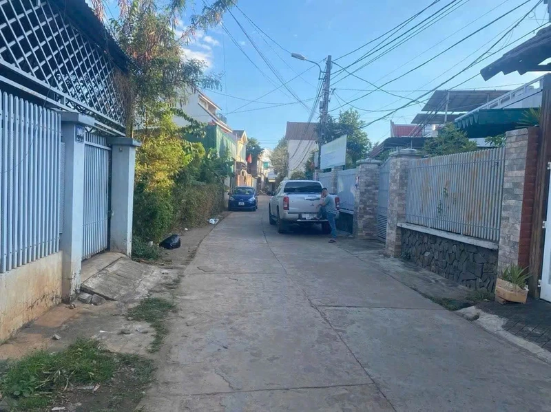 Bán đất nền 70m² Buôn Ma Thuột, 3 tỷ 450