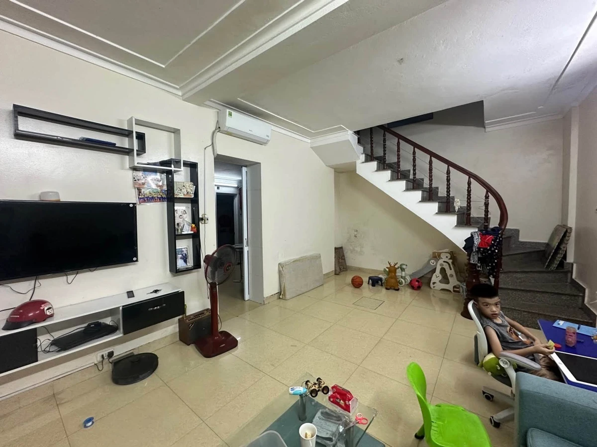 Bán gấp nhà 3 tầng kiên cố 70m2 gần chợ Long Tòng, phường Hồng Gai, Hạ Long - Ảnh thu nhỏ 3