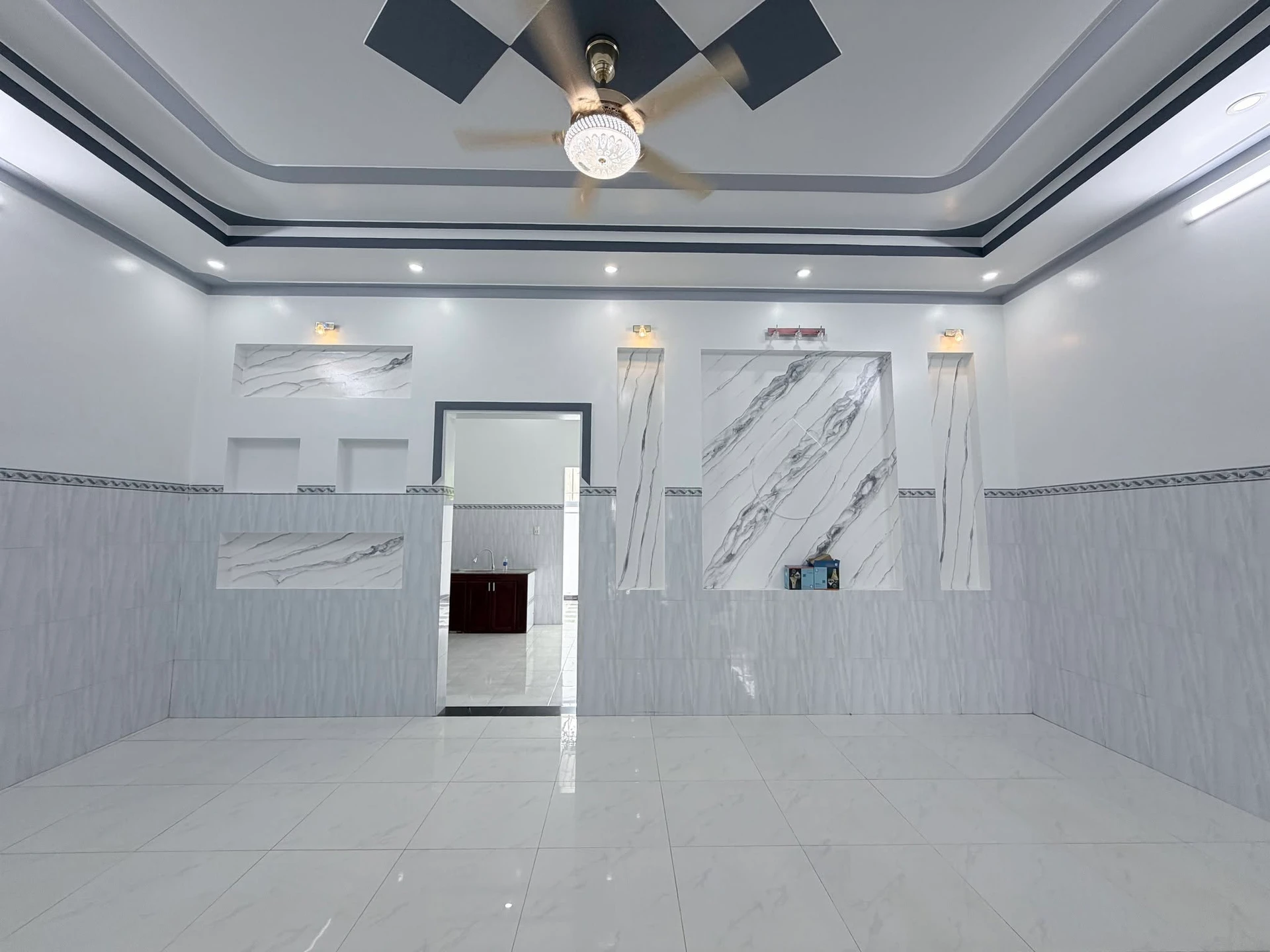 Bán nhà cấp 4 chữ L 199,5m² gần Chợ Long Hoa, Tây Ninh - Ảnh 1