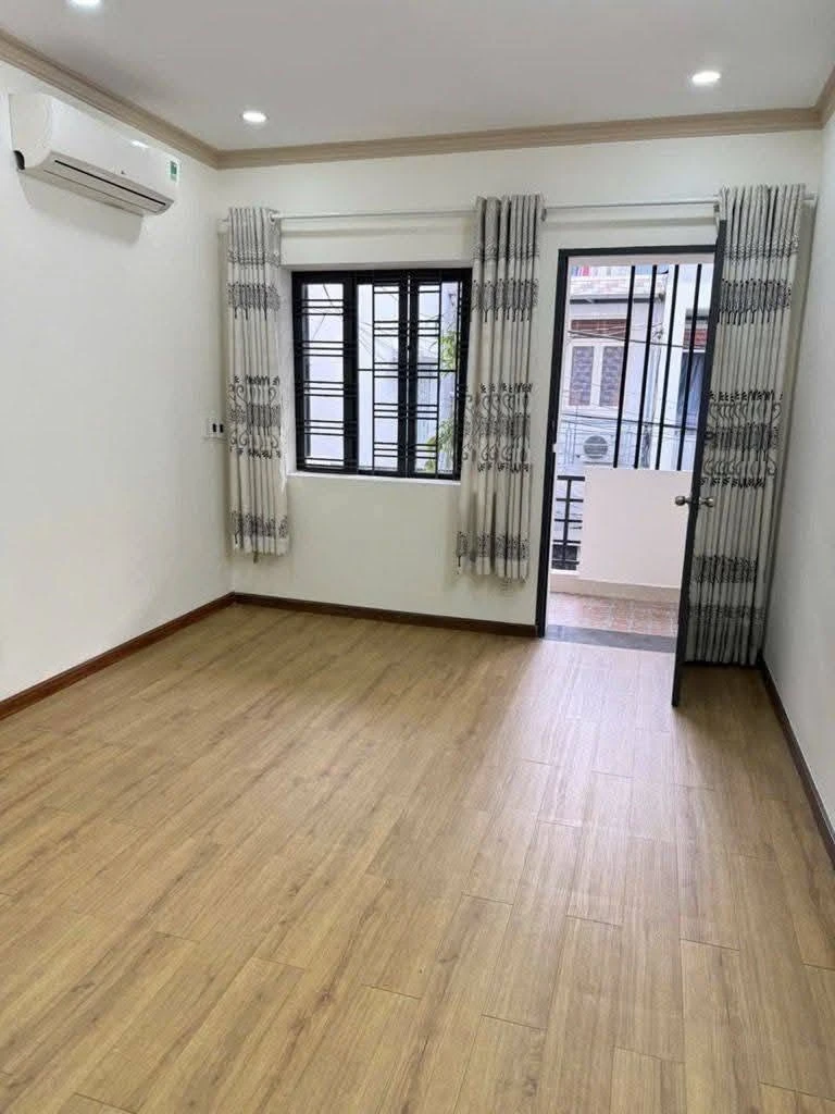 Bán nhà phố 2PN 42m² đường Lê Văn Sỹ, Quận 1 - 6.95 tỷ - Ảnh thu nhỏ 2