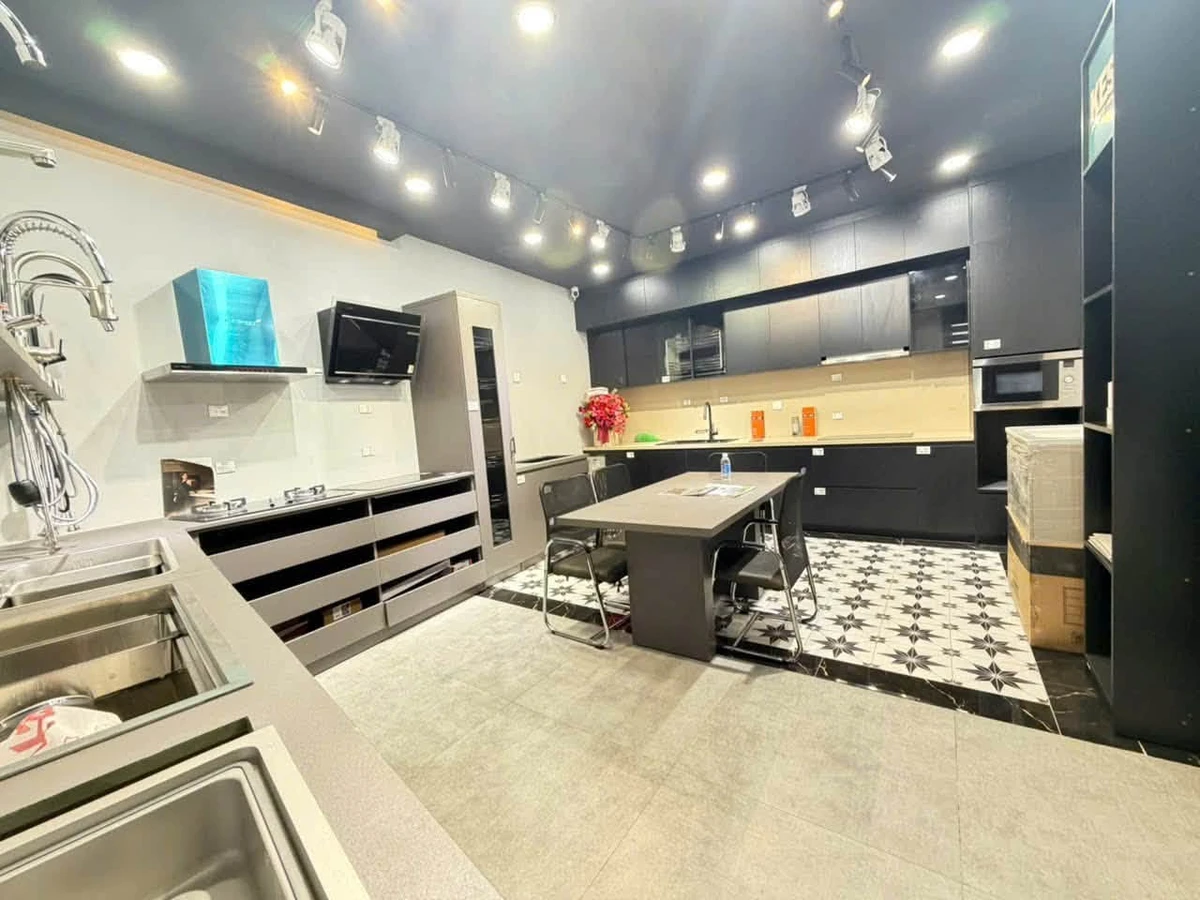 Bán tòa nhà 5 tầng 3 mặt tiền 200m² Nha Trang 12,8 tỷ - Ảnh thu nhỏ 4