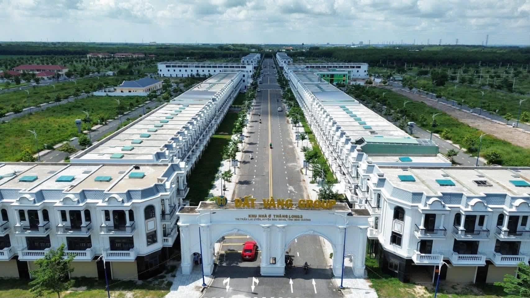 Bán nhà 1 trệt 2 lầu 80m² Bàu Bàng giá 2 tỷ