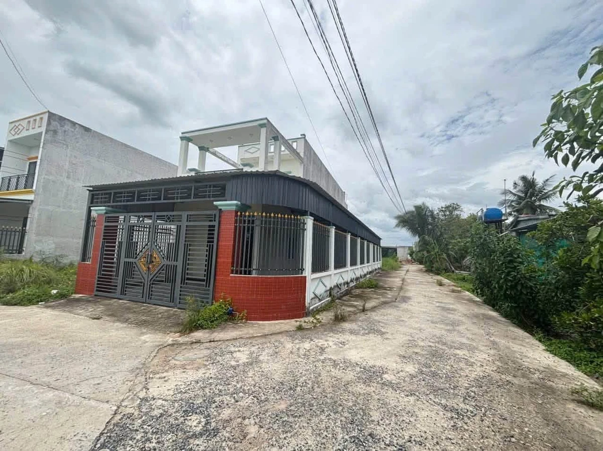Bán nhà góc 2 mặt tiền Phước Vân, Tây Ninh, 327m² - Ảnh 1