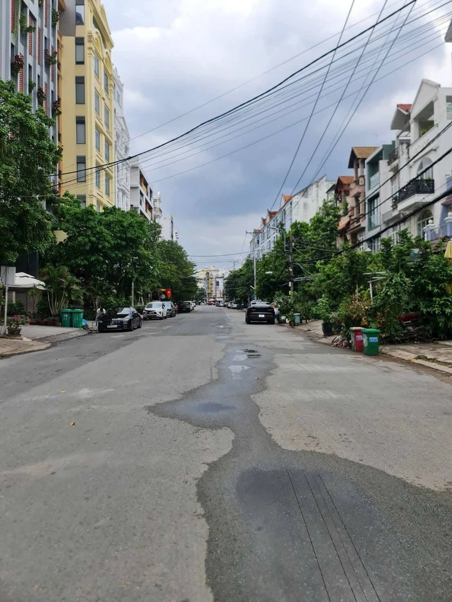 Bán nhà mặt tiền Cao Thị Chính, 5x20m, 5PN, Phú Thuận - Ảnh thu nhỏ 2