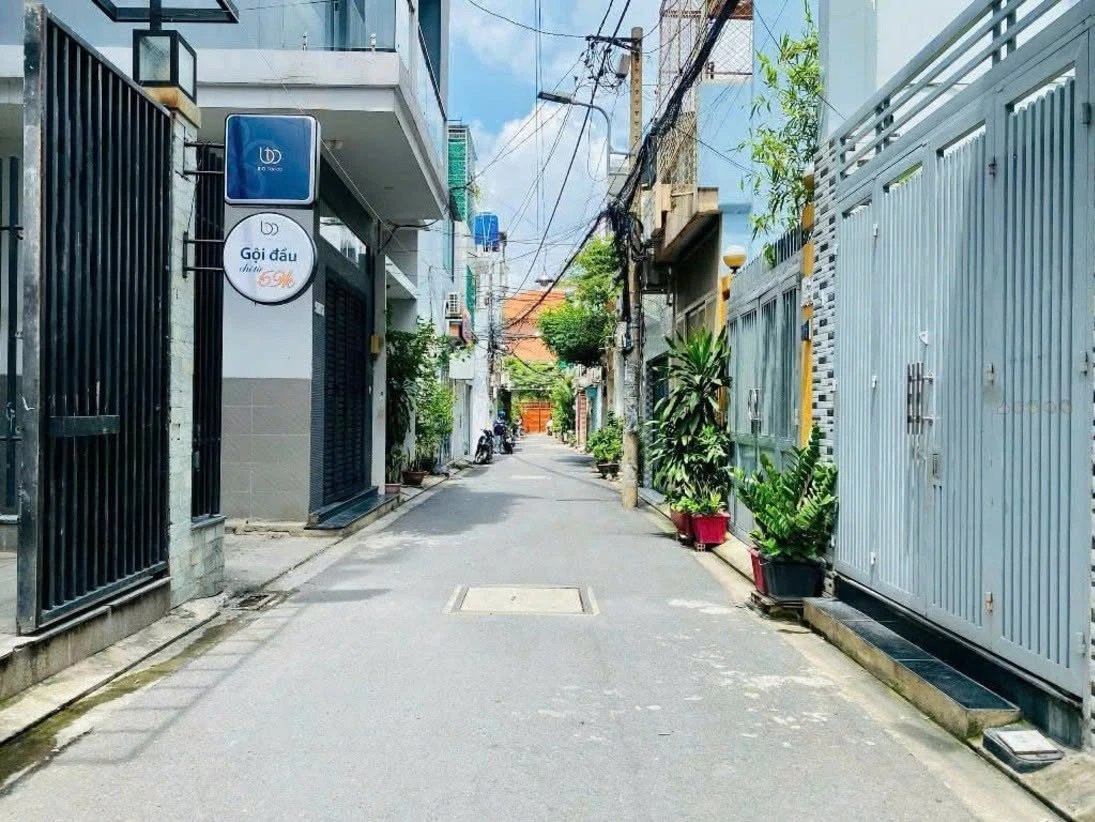 Bán nhà hẻm 3 tầng 52m2 ngang gần 9m Hoàng Bật Đạt, P.15, Tân Bình giá 6 tỷ - Ảnh thu nhỏ 2