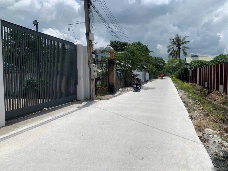 Nhà 1 trệt 1 lầu mặt tiền Bình Nhâm, 224m², 5,5 tỷ