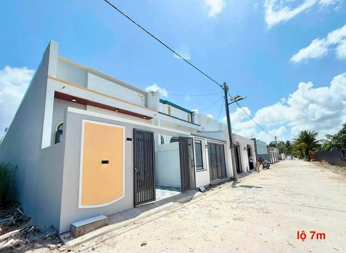 Nhà mặt tiền bán 1 tỷ 600, 100m2, 3PN, Rạch Giá - Ảnh thu nhỏ 2