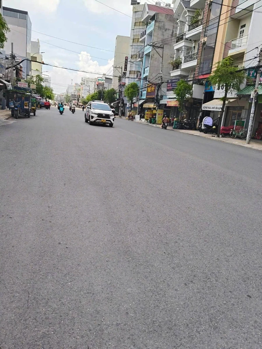 Bán nhà mặt tiền Phạm Văn Bạch, Tân Bình, 92m², 2PN 14 tỷ - Ảnh thu nhỏ 3